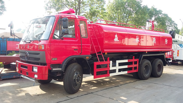 東風(fēng)16噸簡(jiǎn)易消防車