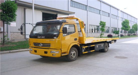 安徽淮南用戶來(lái)提清障車